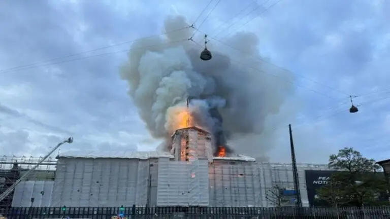 L’incendie de l'ancienne Bourse de Copenhague